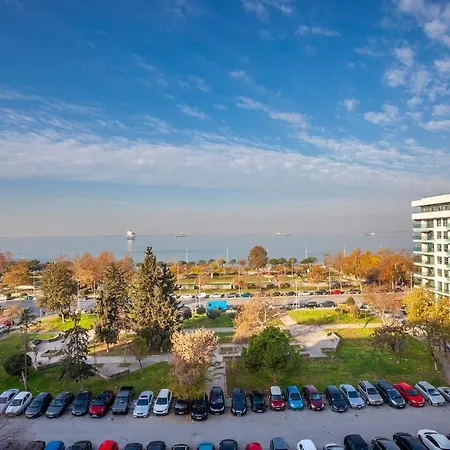Sea View Aparment Nea Paralia