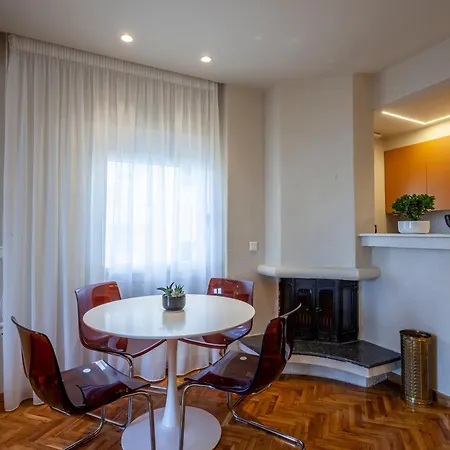 Sea View Aparment Nea Paralia