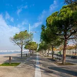 Sea View Aparment Nea Paralia 公寓