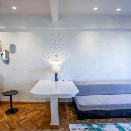 Sea View Aparment Nea Paralia *