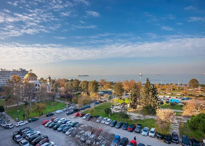 Sea View Aparment Nea Paralia Appartamento