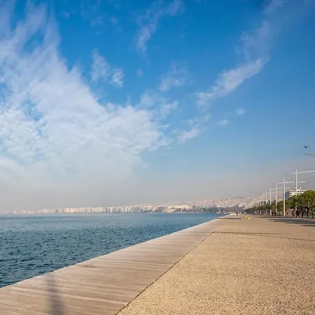 Sea View Aparment Nea Paralia